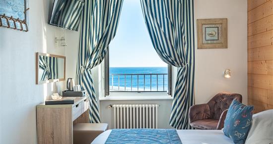 Hôtel de la Plage à Audierne